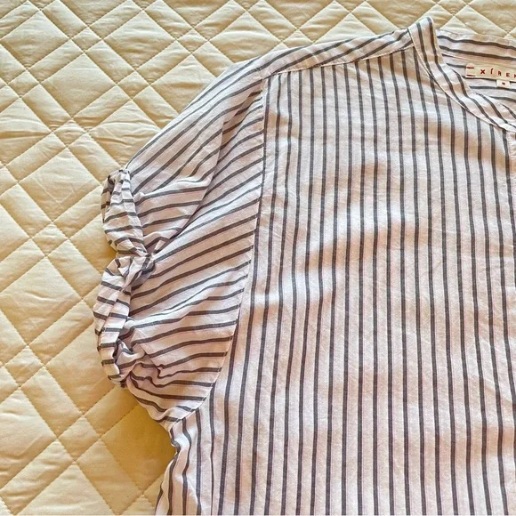 XiRENA White Black Pink Striped Rolled Cuff Short Sleeve Top Medium - Picture 4 of 12